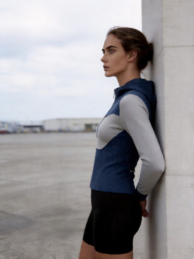 Women's Color Block Hooded Zip Jacket, Asymmetrical Diagonal Panel Full Zip Cropped Athletic Hoodie Sweatshirt for Workout & Loungewear